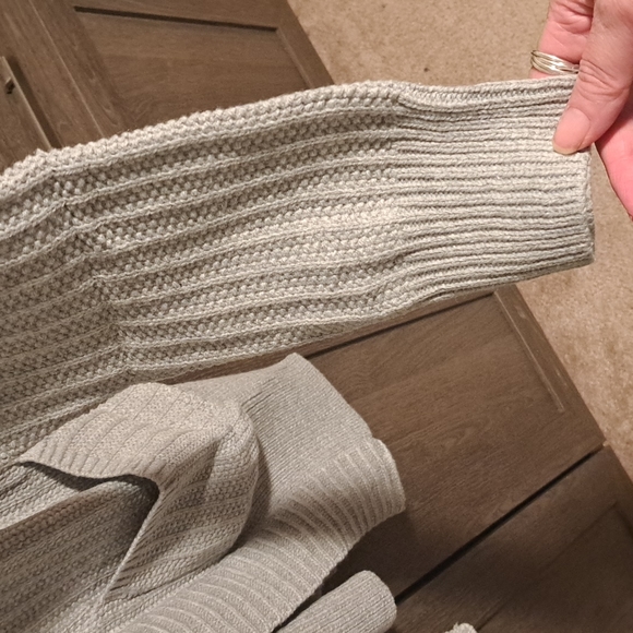 NEW light gray shawl collar cardigan💖clearance drop - Picture 10 of 12